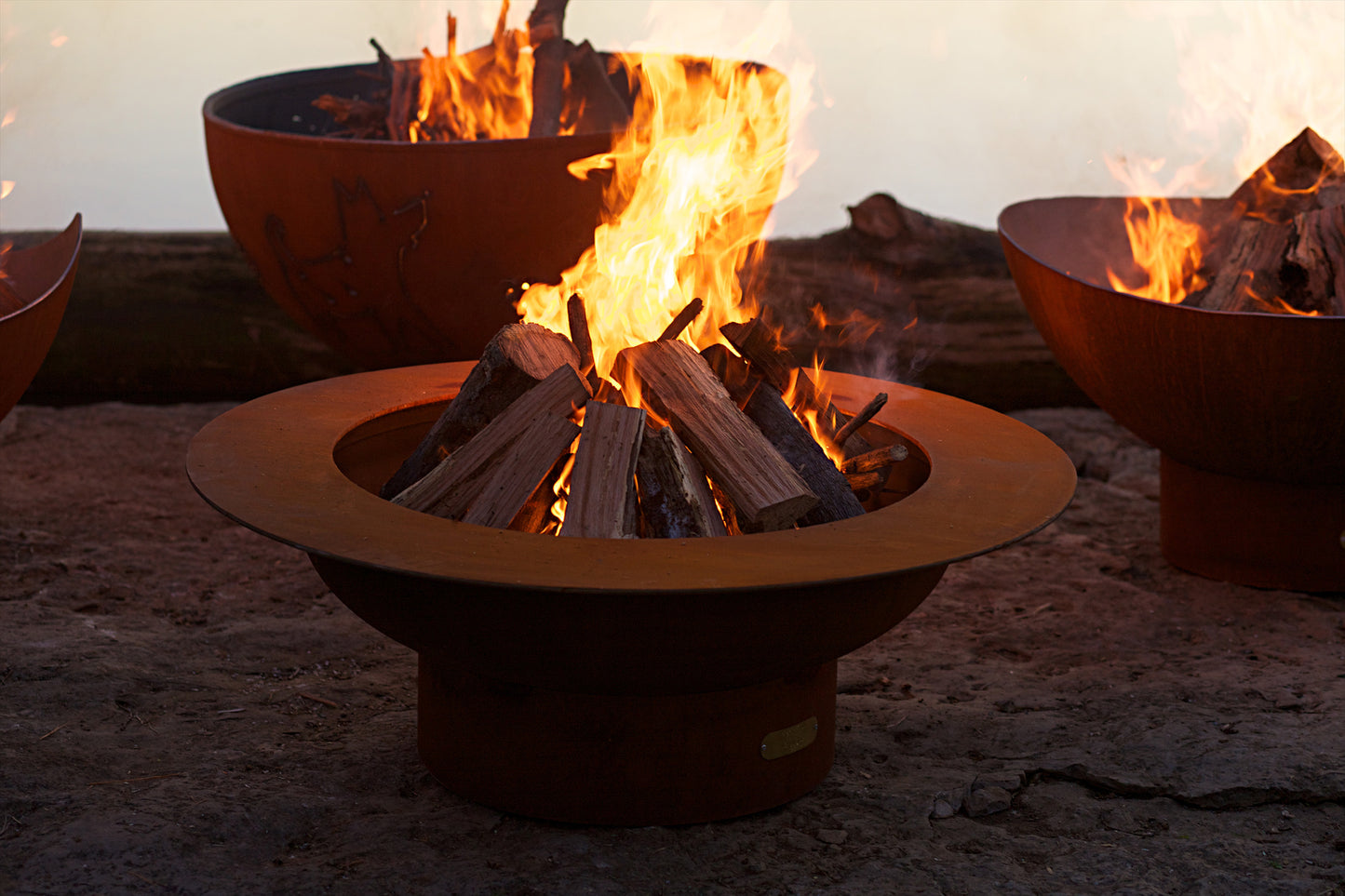 Saturn - Metal Fire Pit