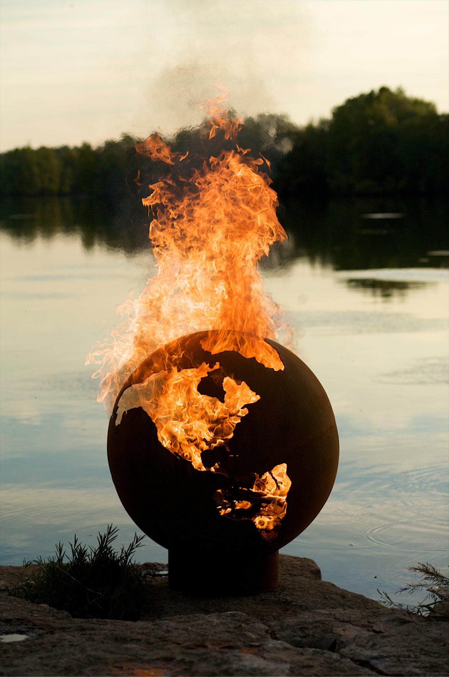 Third Rock - Metal Fire Pit
