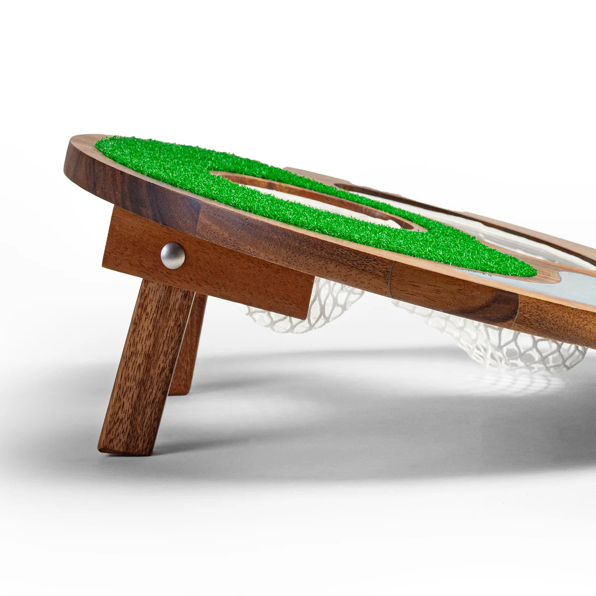 Resin Island Hole Golf Chipping Game & Cornhole