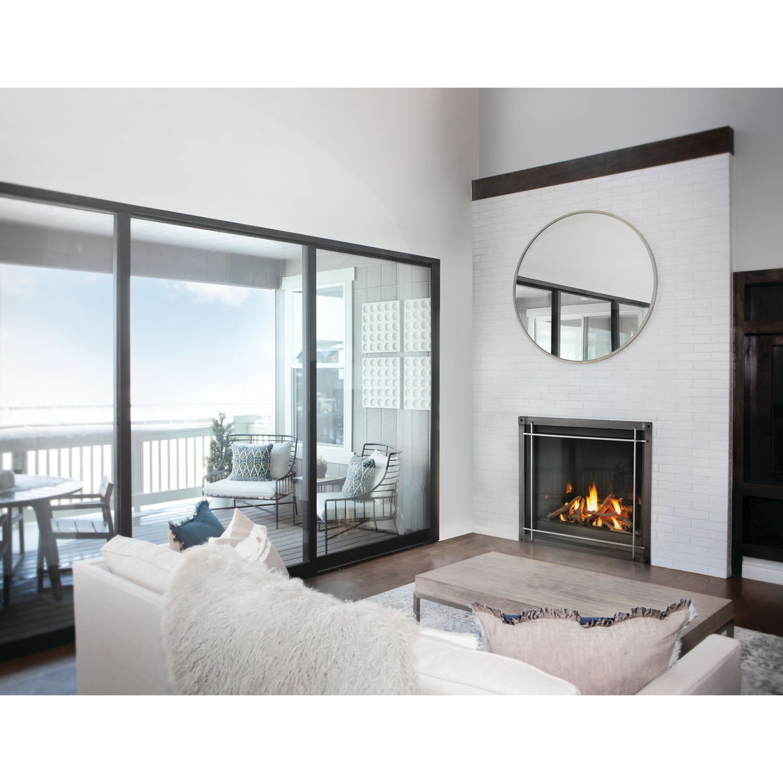 How to Choose the Right Type of Fireplace for Your Space