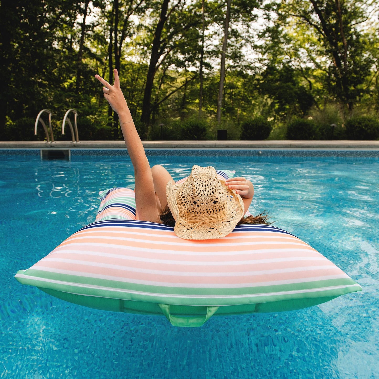 Lagoon Lounger Float