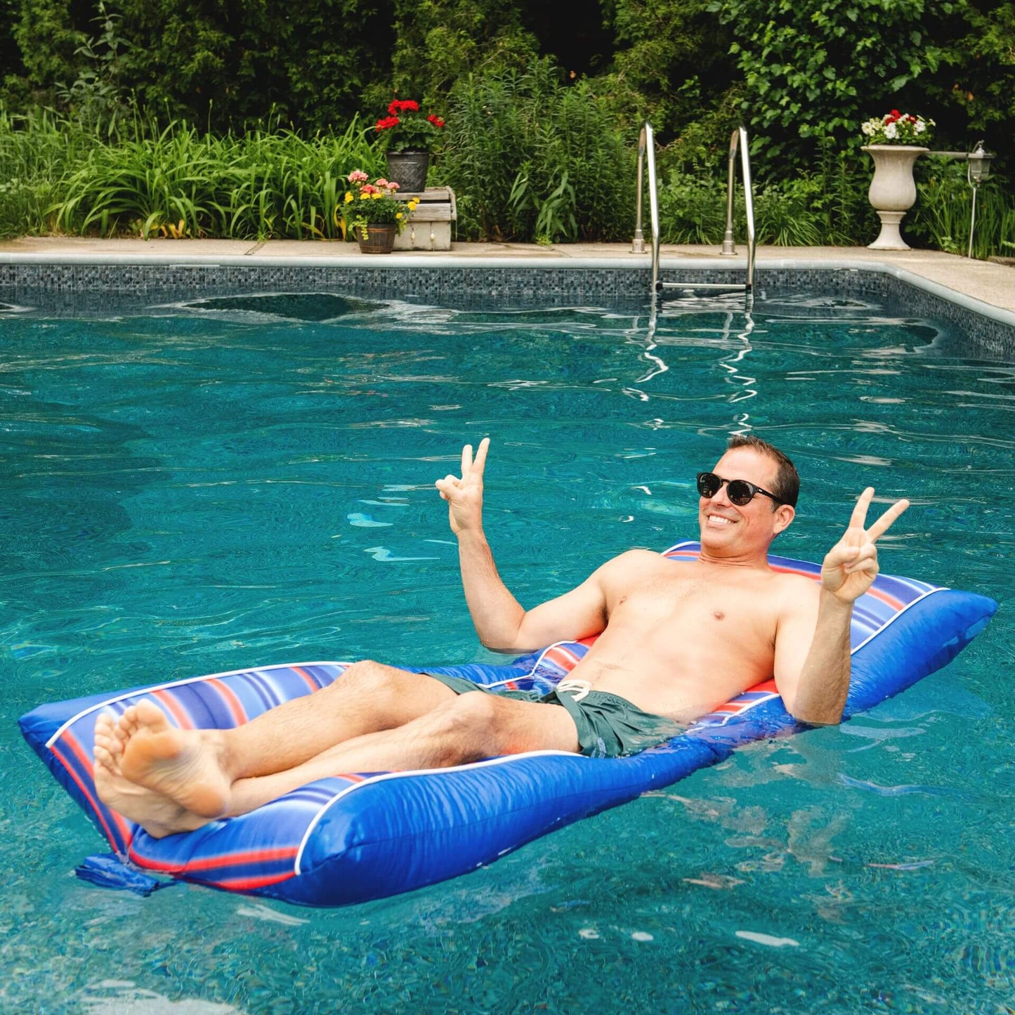 Kona Float