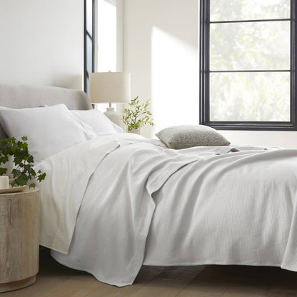 Organic Woven Blanket - Hypoallergenic