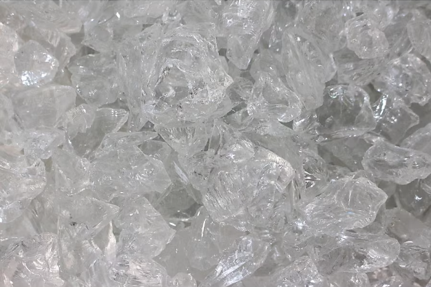 Ice Clear Fire Glass Medium Size (1/2"-3/4") - 25 LBS