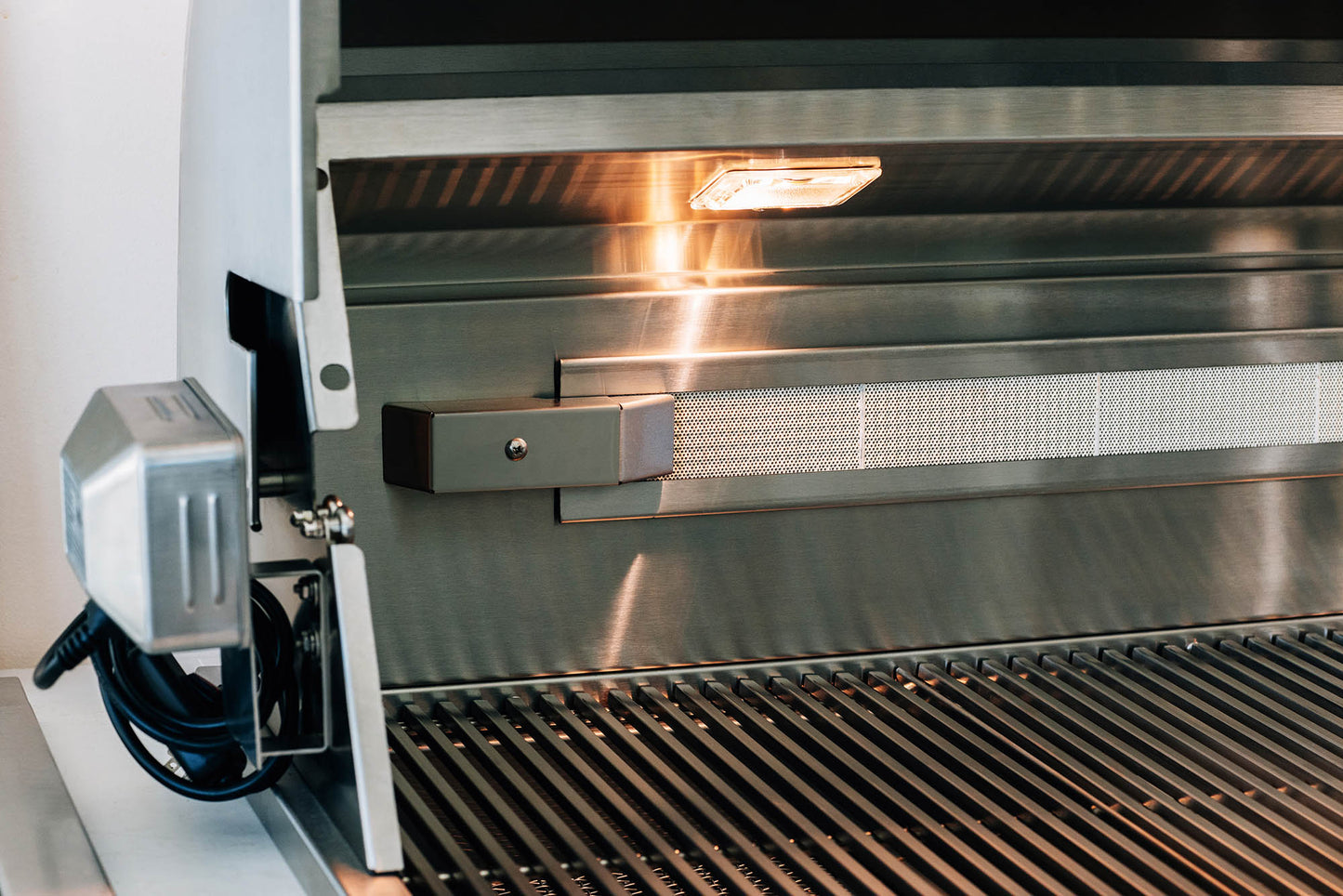 Estate 30" Freestanding Gas Grill