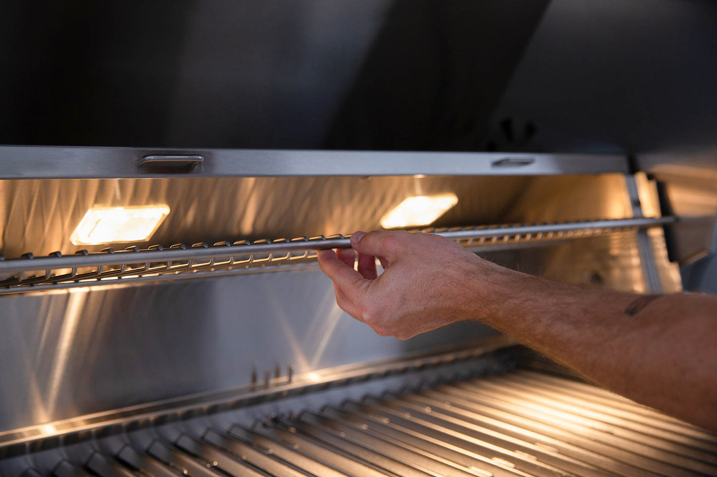 Muscle 36" Freestanding Hybrid Grill