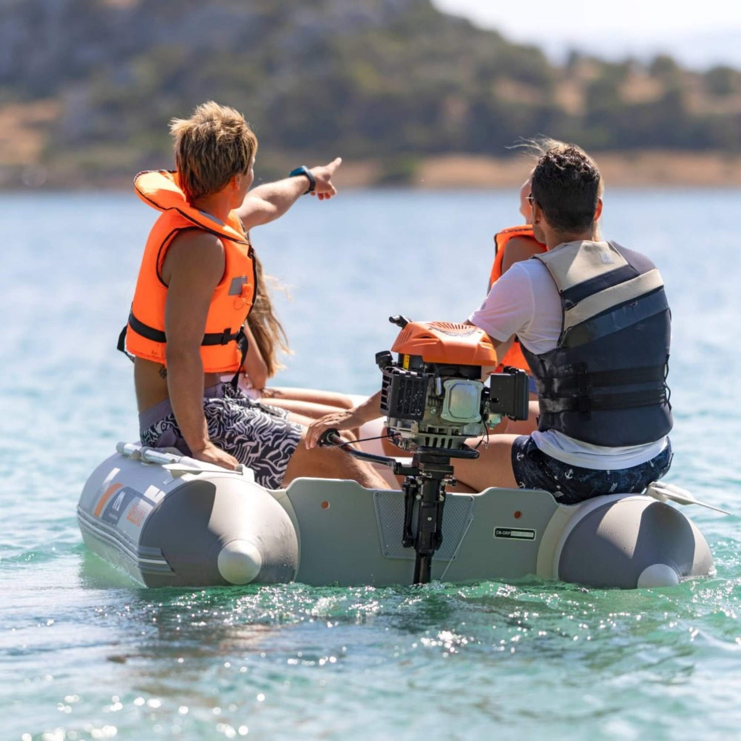 Aqua Marina A-Deluxe 4-Person Inflatable Speed Boat With Comfortable Rowing Seat And Adjustable Center Feet 8FT