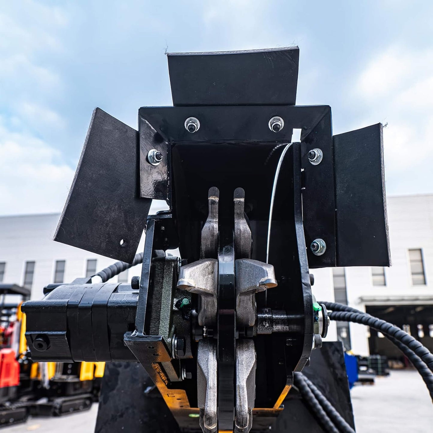 Heavy-Duty Mini Skid Steer Stump Grinder Attachment with Carbide Steel Teeth
