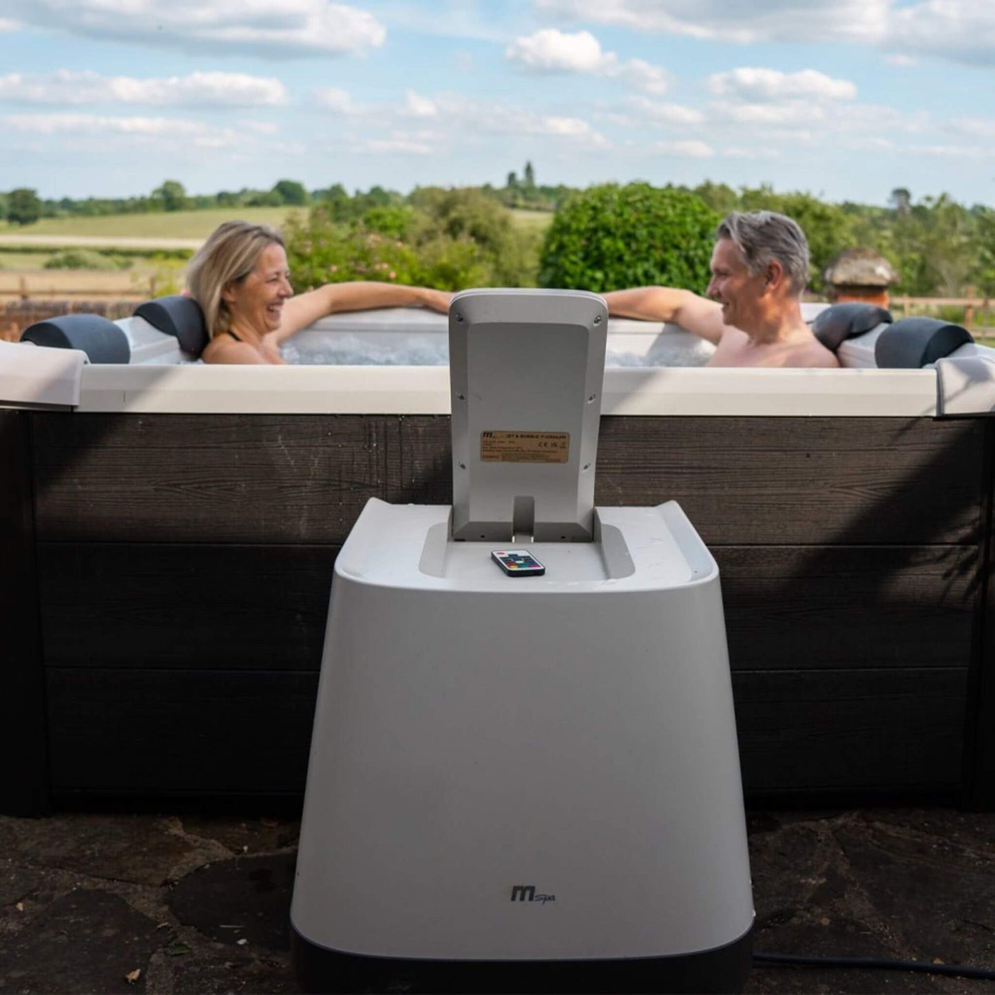 MSpa F-OS063W Oslo Supreme 6-Person 120 Jets Square Spa with LED Lights & Integrated App Control