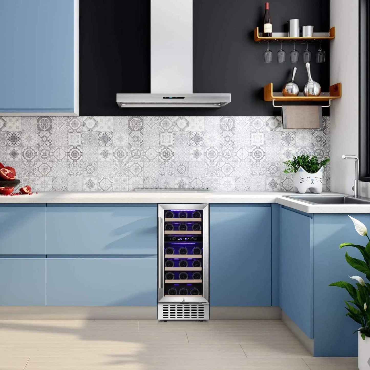 15 Inch Beverage Refrigerator Wine Cooler Mini Fridge W5185B